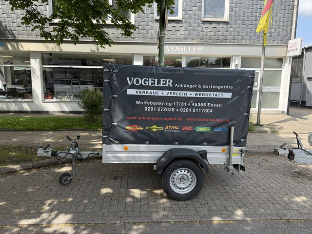 Anhänger mit Plane 130 cm